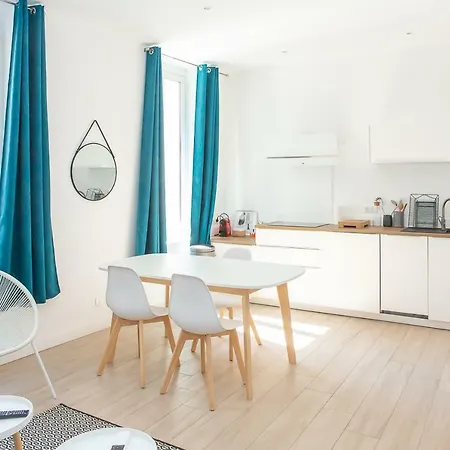 Espace Serendipity Hoche Apartment