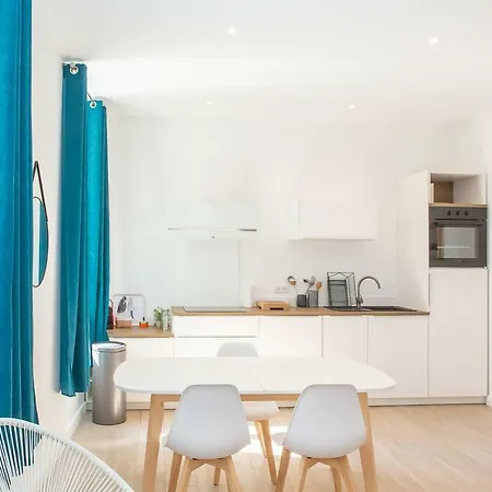 Espace Serendipity Hoche Apartment