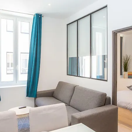 Espace Serendipity Hoche Apartment