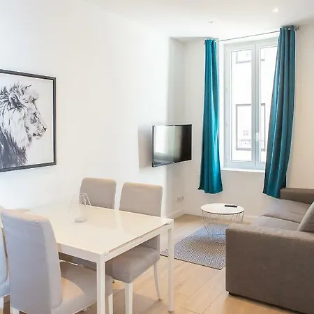 Apartment Espace Serendipity Hoche *